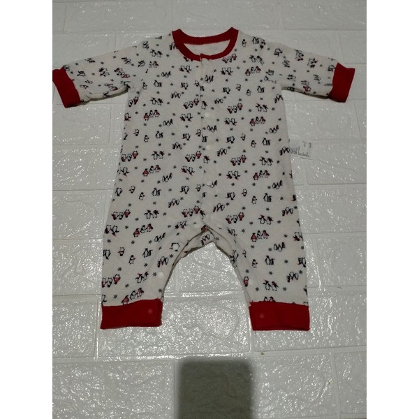 Preloved Sleepsuit Uniqlo Baby Pinguin Preloved Uniqlo Baby Sleepsuit Preloved Sleepsuit Bayi Uniqlo