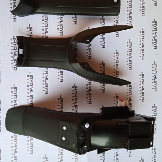 NEW  9.9 Cover Tangki Yamaha Fiz r fizr set cover tengah legshild tengah fizr set spakbor slebor bel