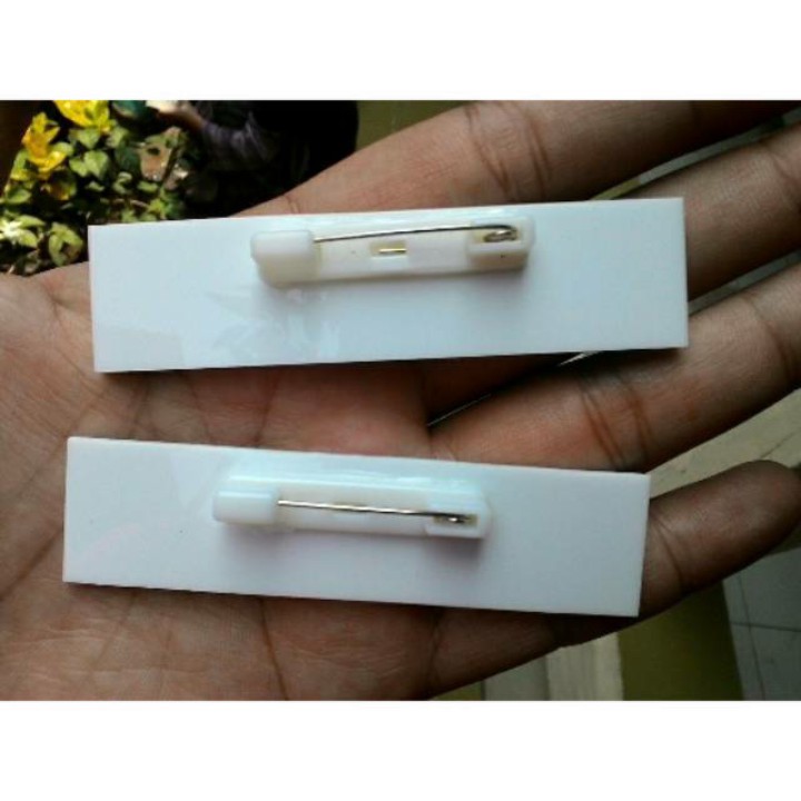 

NAME TAG AKRILIK DATAR PENITI