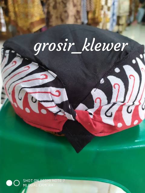 Iket banyuwangi jadi //iket sunda motif banyuwangi// iket banyuwangi// totopong//topi