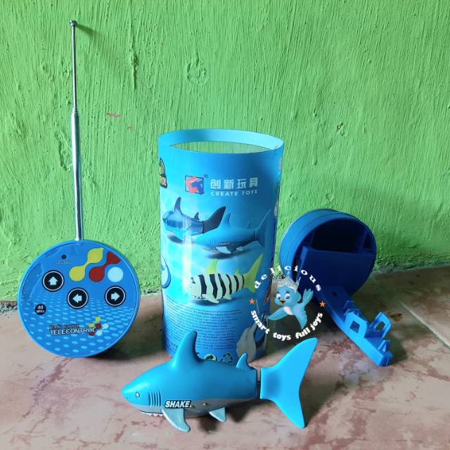 Ikan hiu remote control