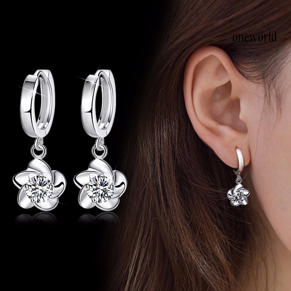 OW@ Fashion Women Plum Blossom Shape Dangle Rhinestone Leaverback Earrings Jewelry