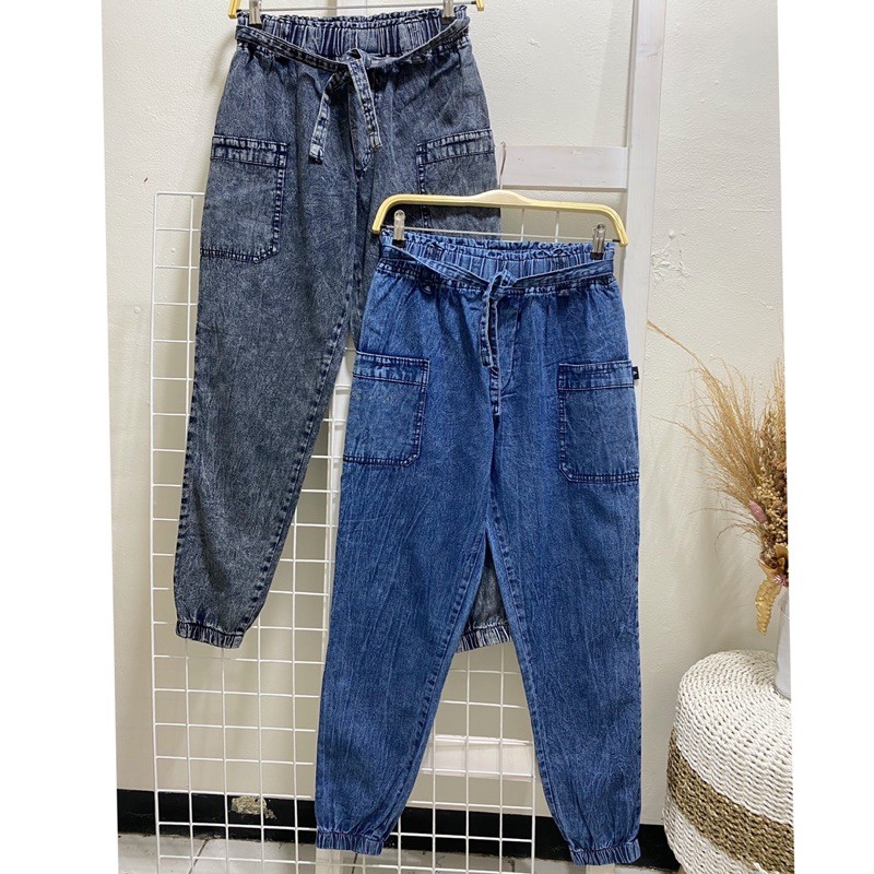 jogger jeans