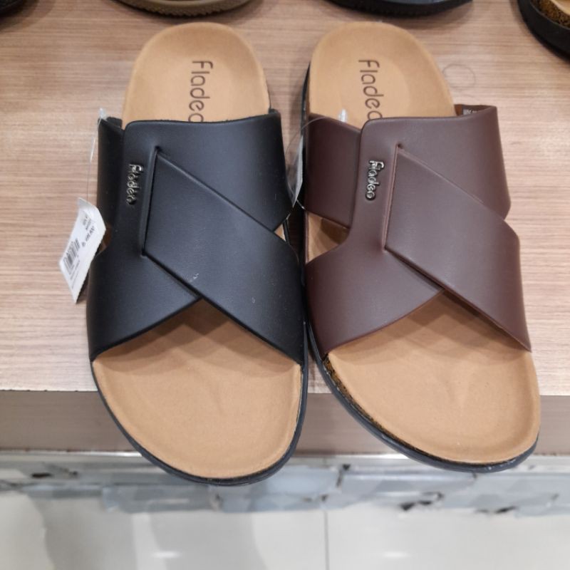 sandal slop pria fladeo