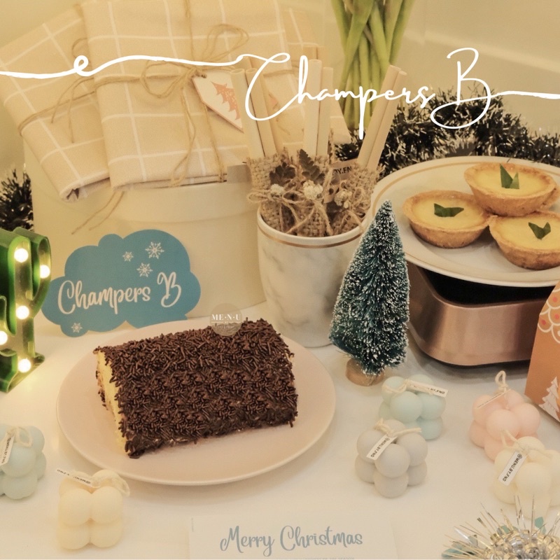 

READY Christmas Hampers Natal kue kering lidah kucing pie susu bolu gulung cake xmas gift set cute murah affordable