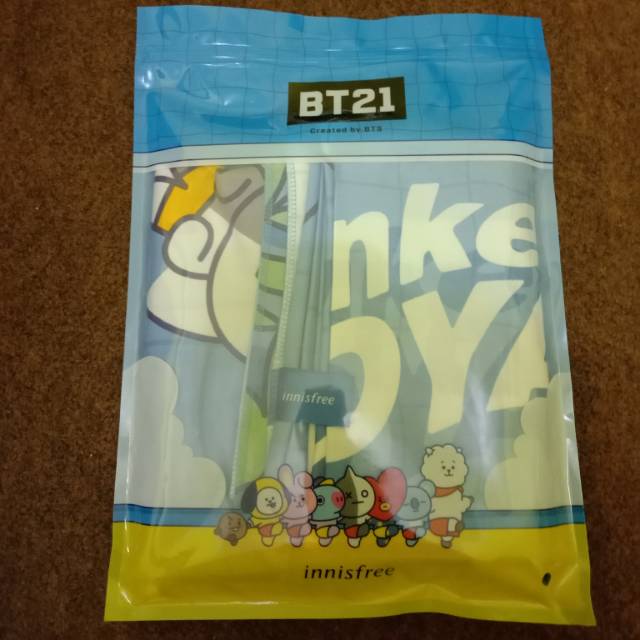 BT21 Beach Towel Koya + Slogan by Innisfree