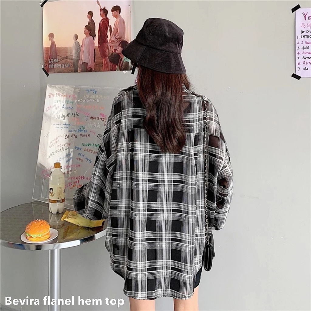 Bevira flanel hem top -Thejanclothes