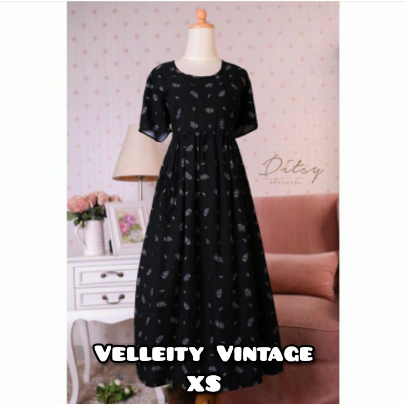 Velleity Vintage Size XS by Ditsy Official Ditsyofficial Nightgown Viscose Kapin November 2020