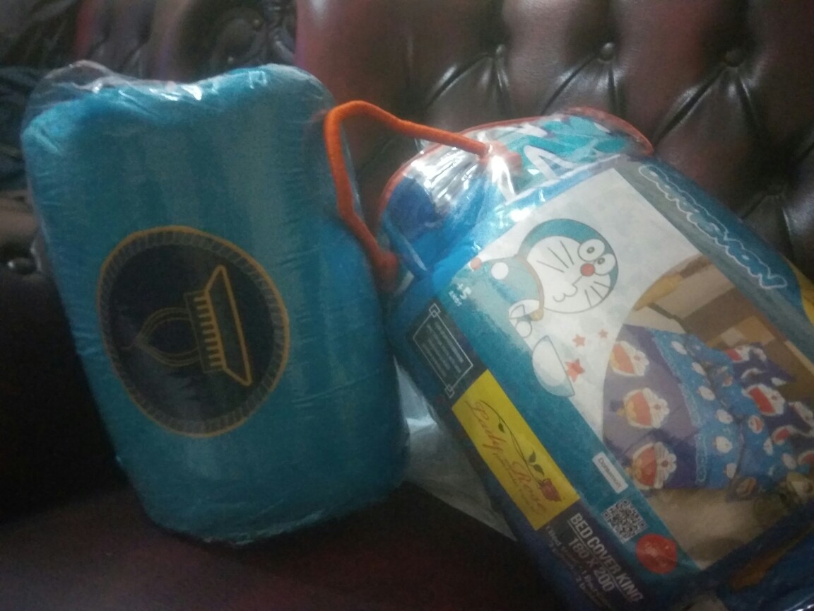 Bedcover Lady Rose Uk. King (180x200)cm Motif Kreatif Flamingo, Doraemon, Hello Kitty, Kerokeroppi