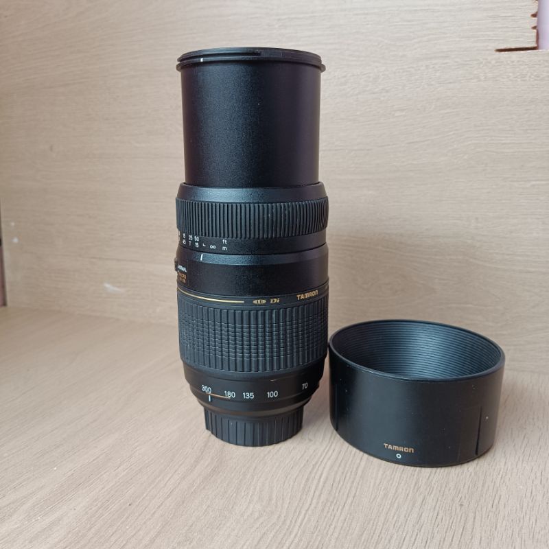 LENSA TAMRON 70-300MM FOR NIKON