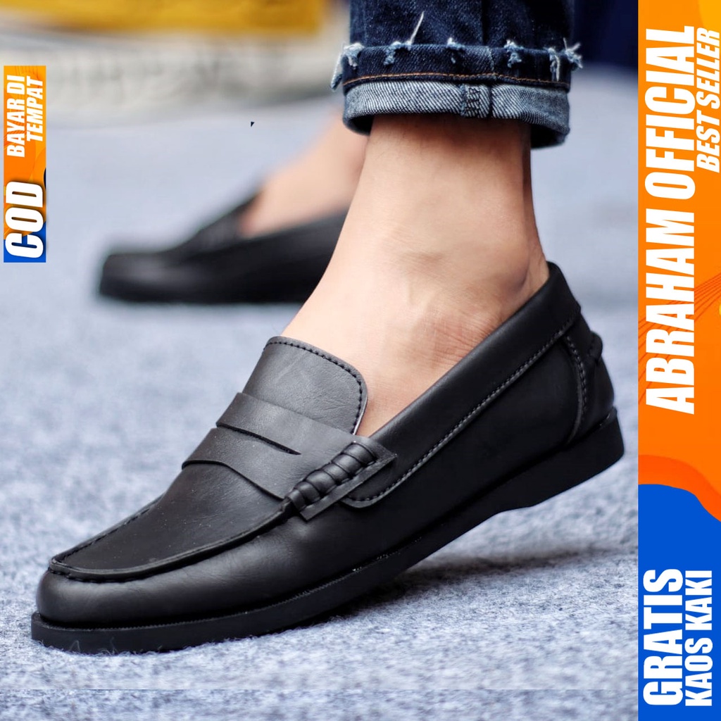 ABRHM IRIS Sepatu Formal Pria Sepatu Casual Pria Kulit Pu Slop Sepatu Pria Casual Sepatu Kasual Cowok / Cowo Oxford Kerja Kantor Kuliah Kondangan Gaya Keren Kekinian Original Murah Terlaris