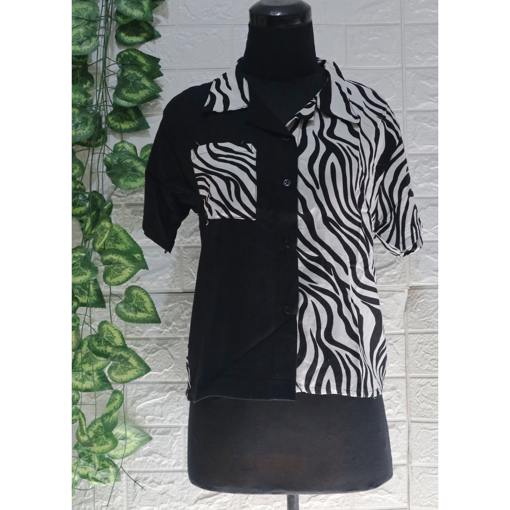 Baju Kemeja Wanita Two Tone Animal Kekinian / Kemeja dua warna / Top Wanita / Atasan Wanita-Zebra Putih