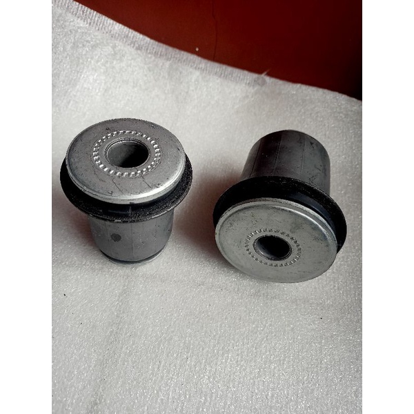 Bushing arm fortuner bushing sayap fortuner hilux