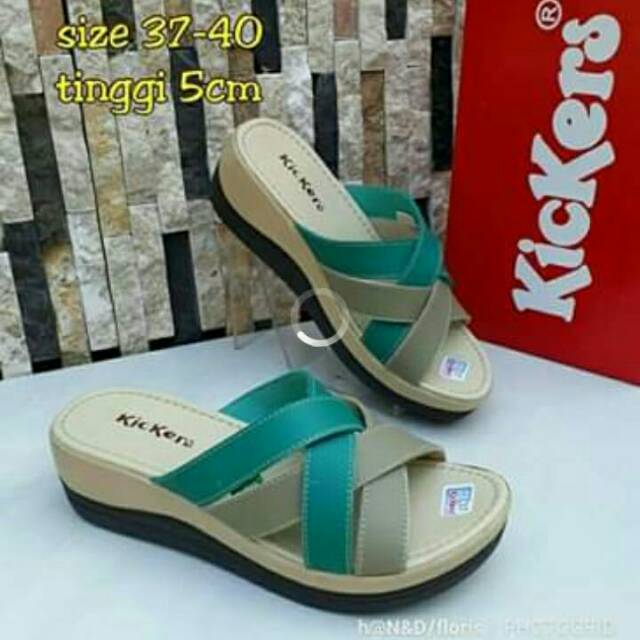 Sandal Wedges Kickers