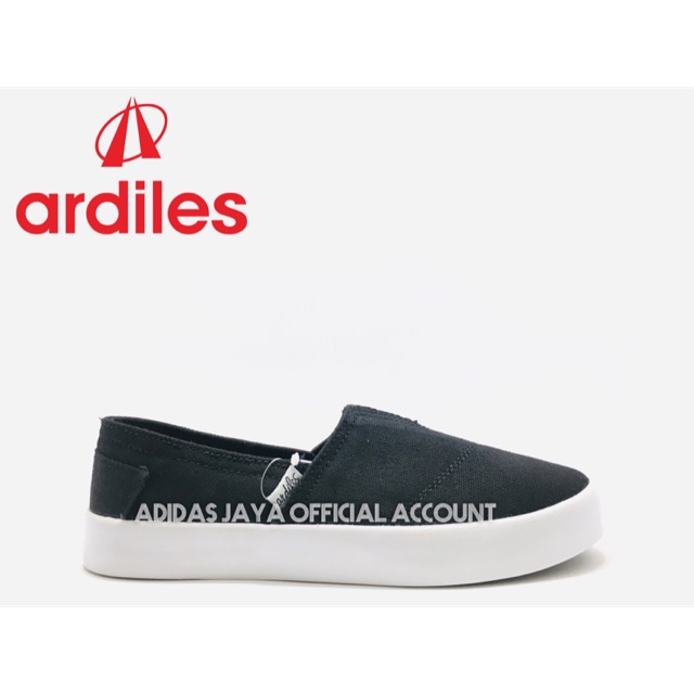  Sepatu  Slip On Ardiles  Demelza Hitam Putih Original 