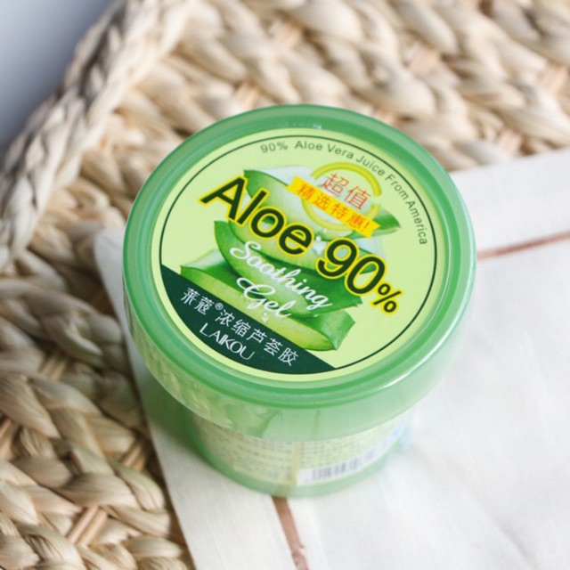 LAIKOU ALOE VERA 90% moisturizing
