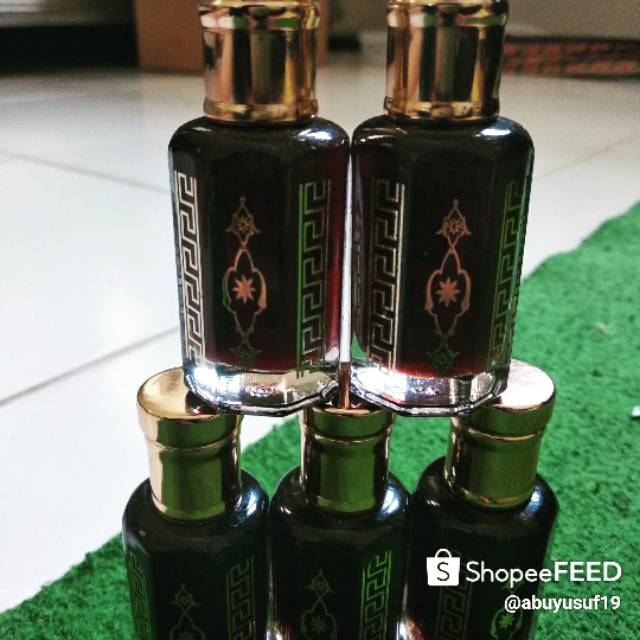 Minyak Wangi Kayu Gaharu