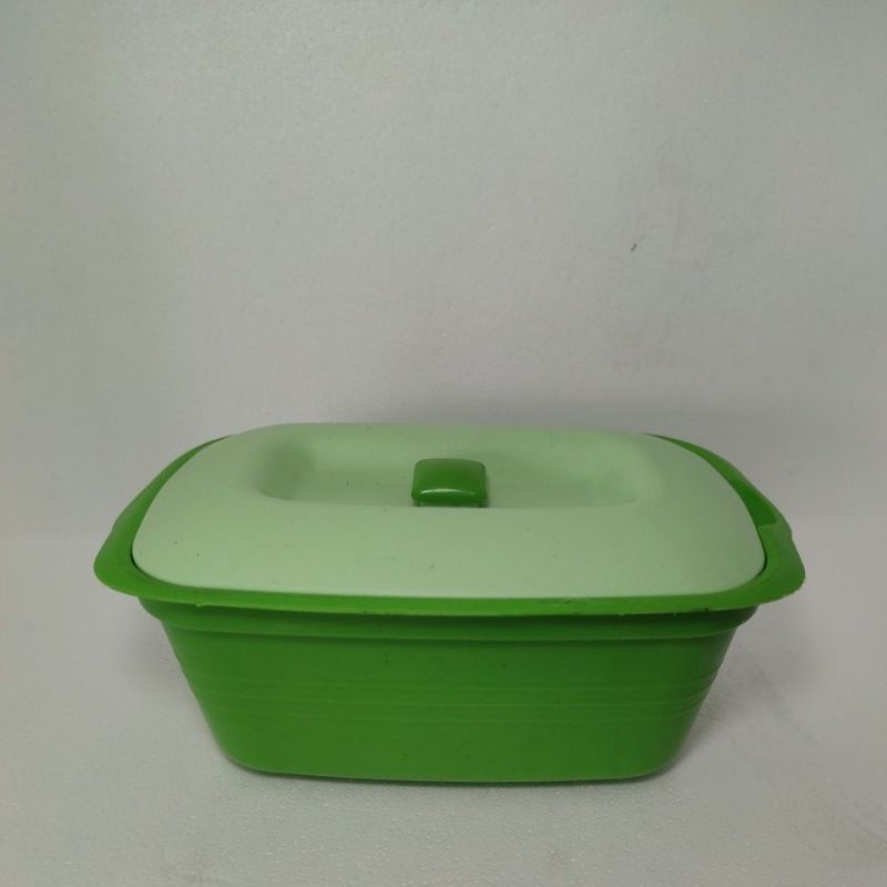 Wadah Prasmanan Set Plastik Tebal Kotak di Lengkapi dengan Sendok dan tutup Frezz