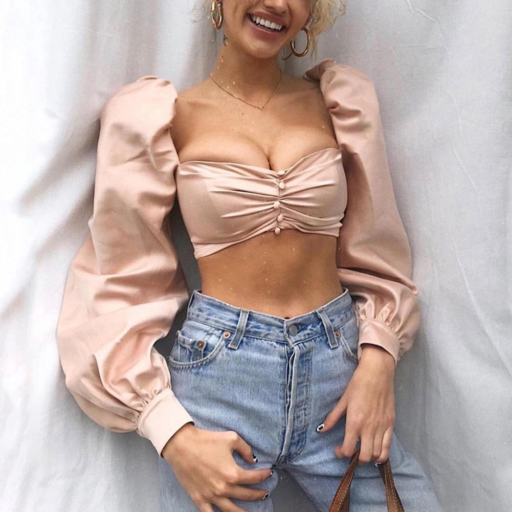  Crop  Top  Lengan  Panjang  Model  Ruched dengan Kancing 