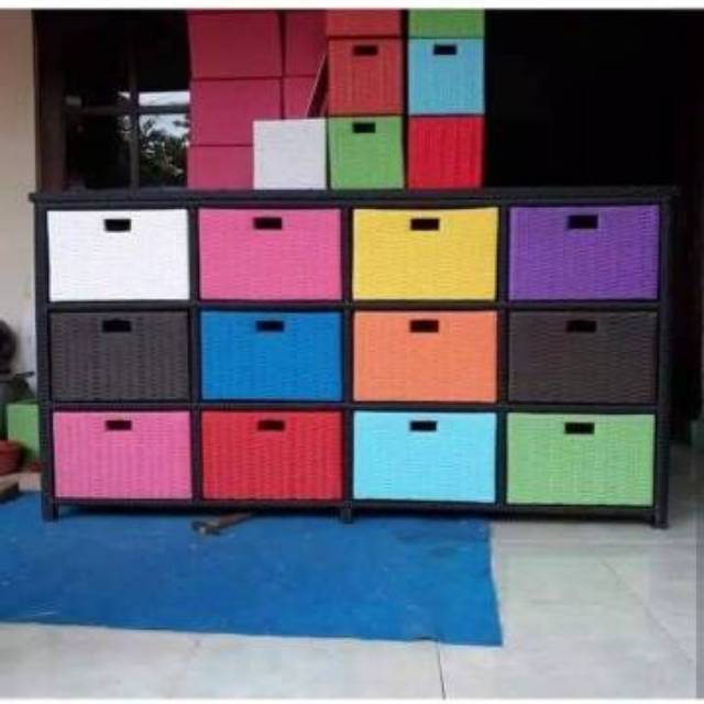 Lemari rotan sintetis laci 12