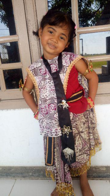 Lunch Box / Kotak Tempat Makan Sekat 4 Grids Leak Proof Bpa Free