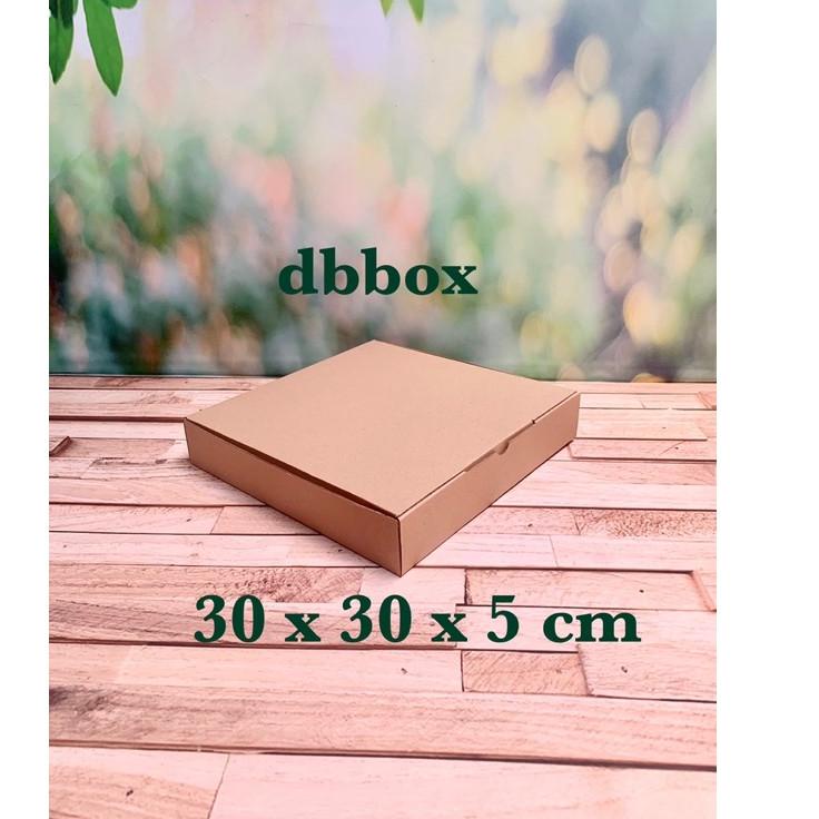 

(10pcs) Kardus 30x30x5 cm...Die Cut untuk kotak Aksesoris dll, model box pizza