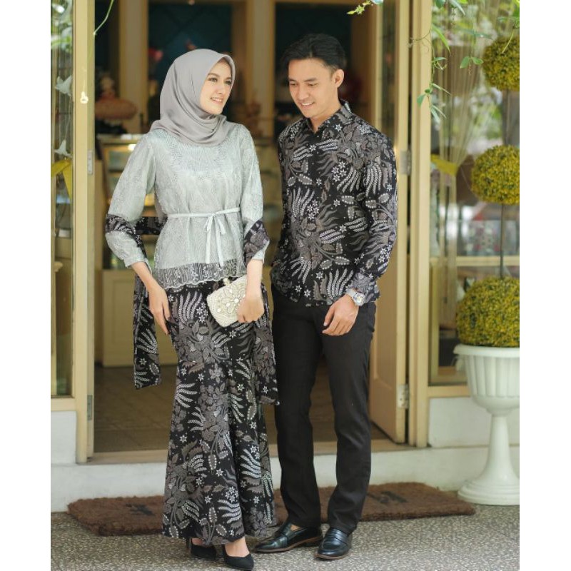 KEBAYA BROKAT COUPLE / KEBAYA BRUKAT PASANGAN / BAJU TUNANGAN / BAJU KONDANGAN / WIDBATIK / MODREN