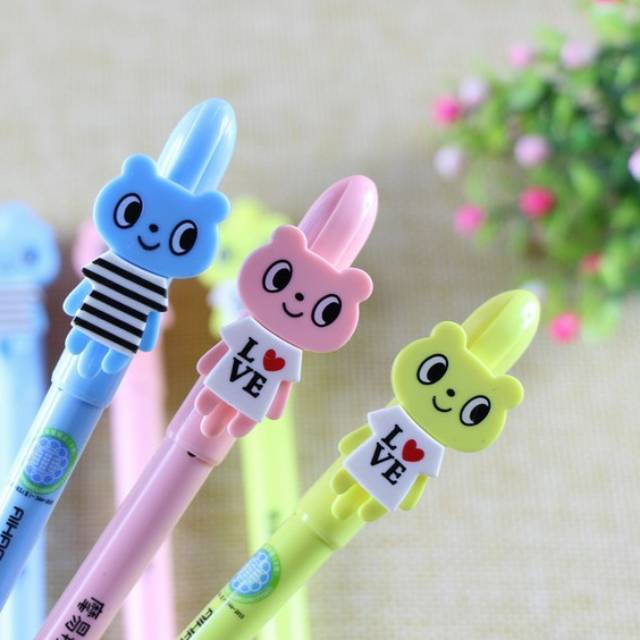 

Pulpen Gel Bisa Dihapus Beruang Love 0.5mm