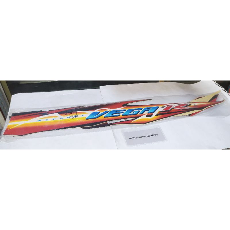 Striping Body Yamaha Vega R New Tahun 2007/2008 (Merah/Hitam)