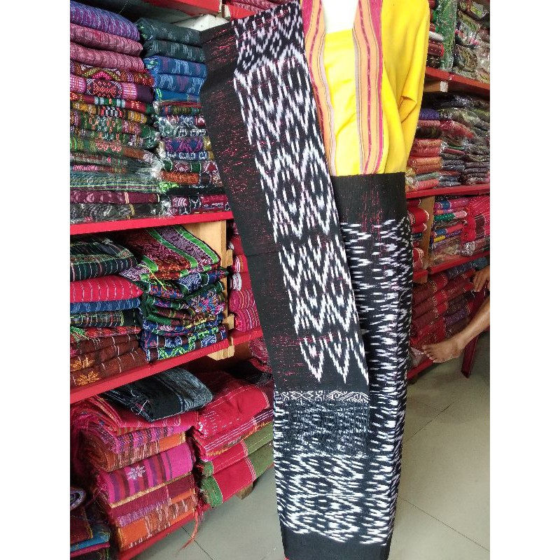 Songket Tarutung dimensi hitam