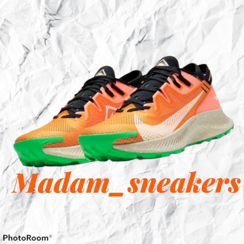Sepatu Running Nike Pegasus Trail 2 Orange