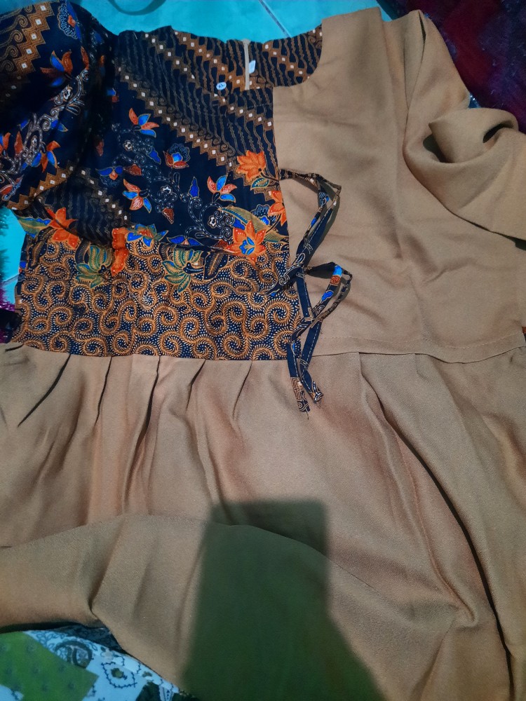 Atasan Batik Dolby Dolbi Dobby Doby Tenun Sutra Tulis Halus Katun Atbm Baron ,sarombit Atasan