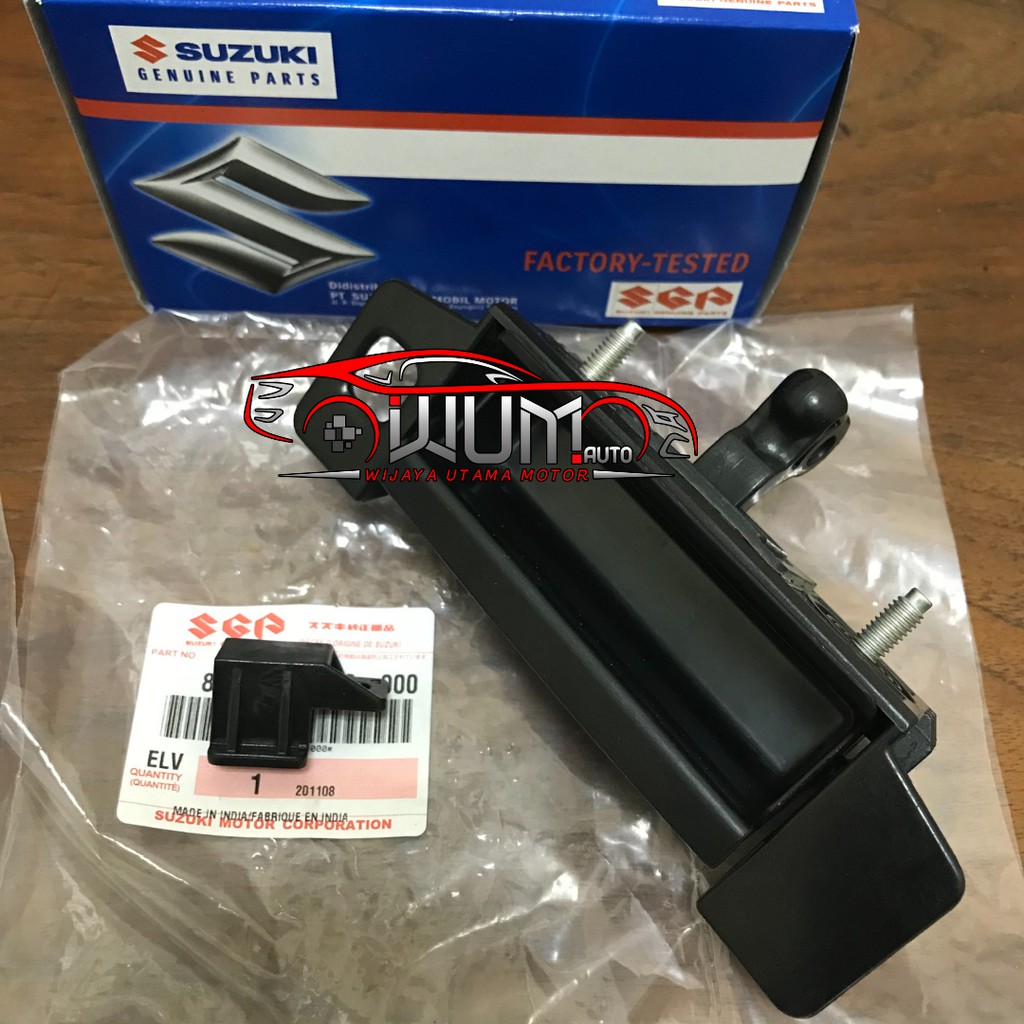 HANDLE BAGASI HANDLE PINTU BUKAAN PINTU BELAKANG SUZUKI IGNIS TYPE GX LOBANG SENSOR