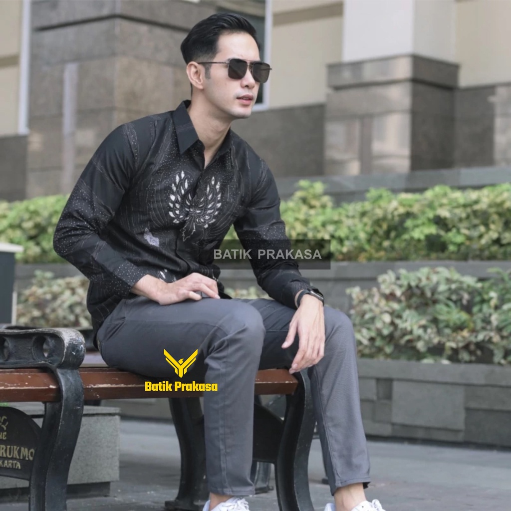 Kemeja Batik Prakasa Motif Kanigara Slimfit Lengan Panjang Batik Solo