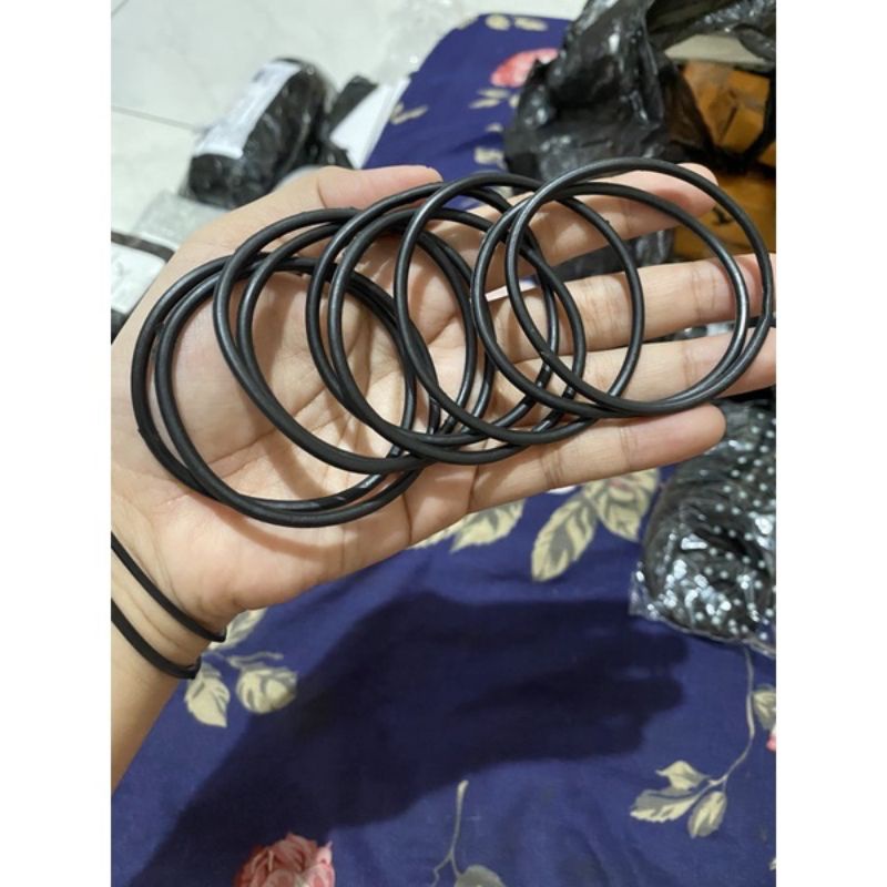 Gelang Karet Polos Hitam Gelang Pria Wanita Unisex Aksesoris Gelang Tali