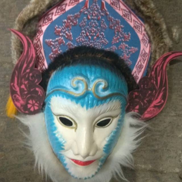 Topeng kera putih hanoman
