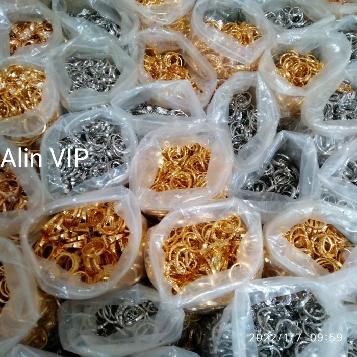 AV20 Grosir Cincin Xuping Permata Dewasa