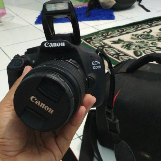Kamera DSLR Canon 1200D