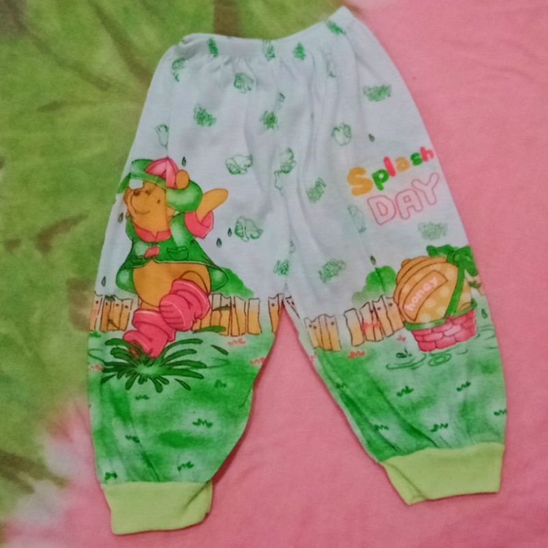 Celana panjang bayi print putih