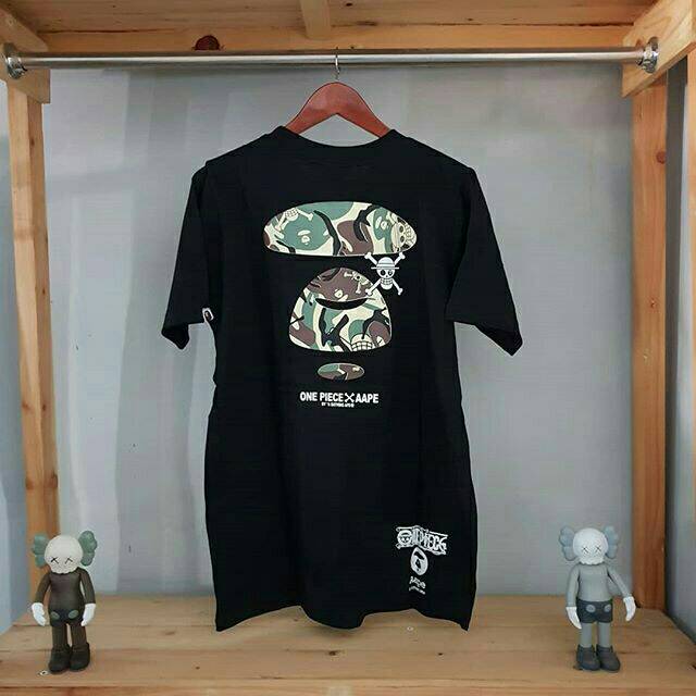 Kaos bape x one piece