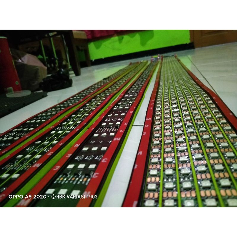 LAMPU LED STROBO RUNNING TEKS 140 CM GANTI TEXT VIA WIFI UNTUK COLTDIESEL CANTER DYNA ELF RAGASA