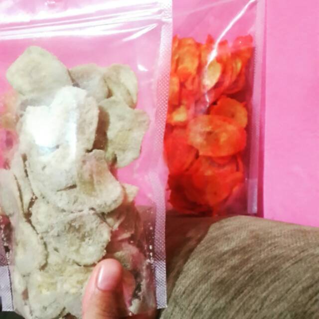 

Keripik pisang rasa green tea (varian baru)