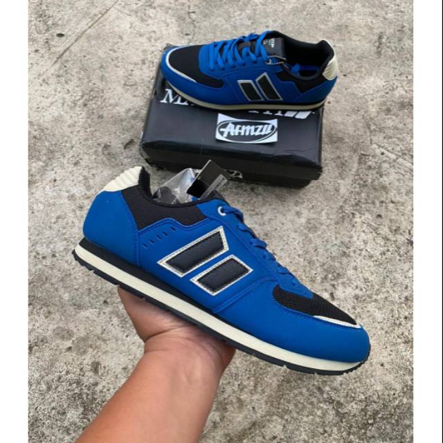 MACBETH FISCHER ROYAL BLACK