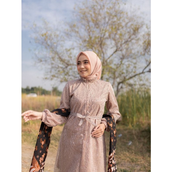 TUNIC  NEWKILAU