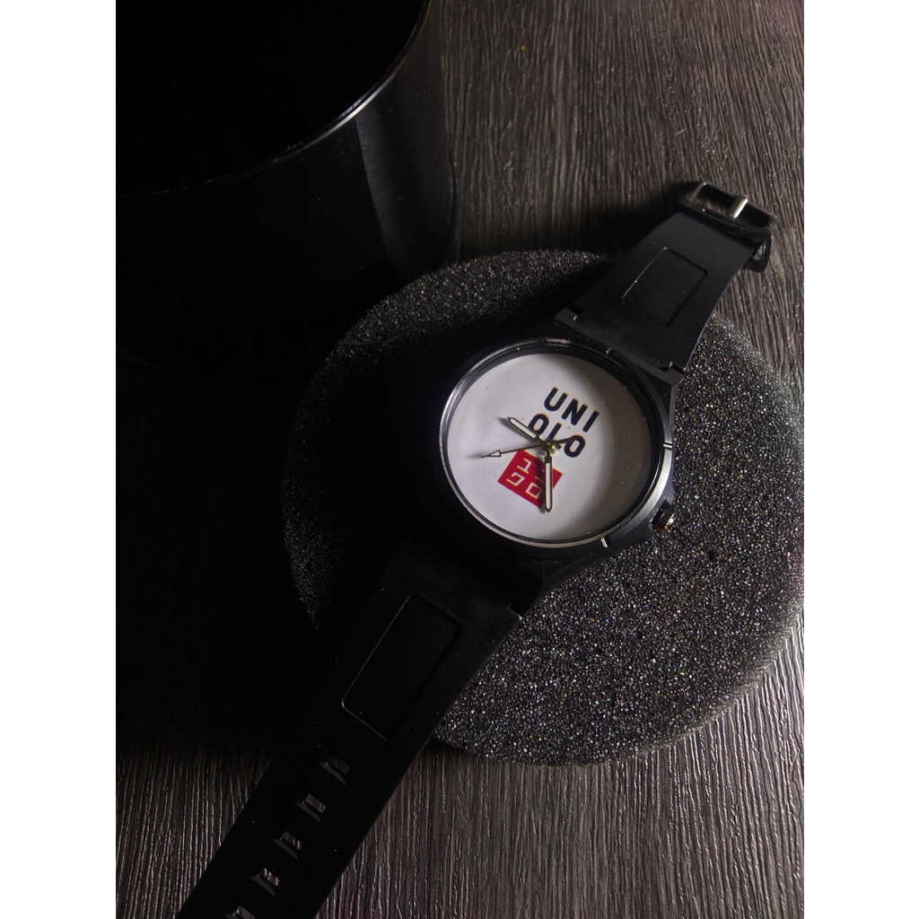 Jam Tangan Pria Uniqlo Analog Casual Gaya Quartz Fashion Korea Pria Wanita