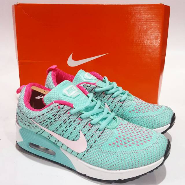 Sepatu Cewek Nike Airmax Woman Line