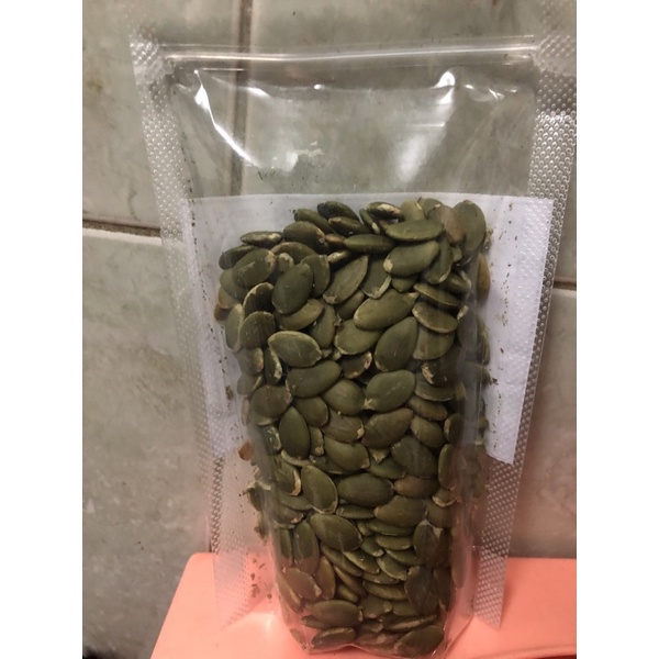 

kuaci putih,biji labu,pumpkin seeds matang roasted