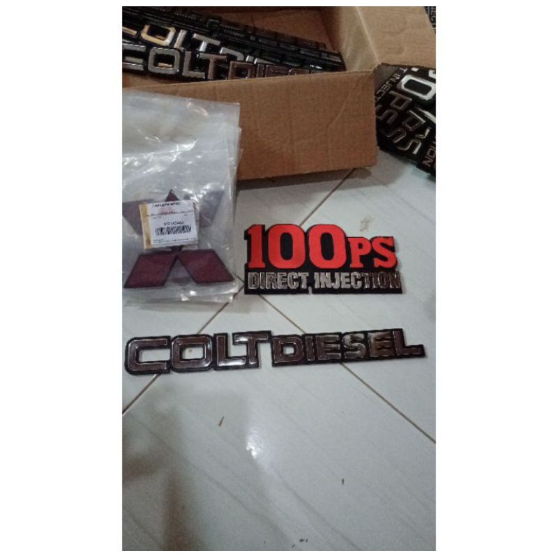 logo emblem coltdisel ps100 tiga berlian set 3 macam