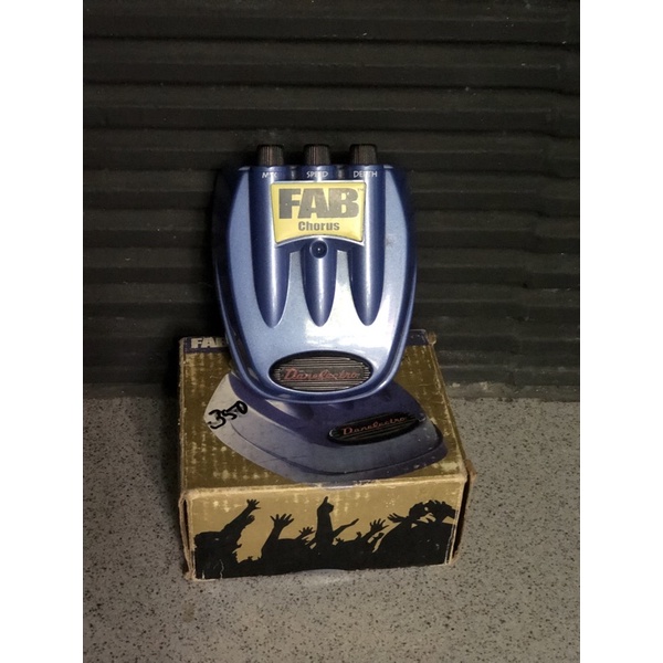 FAB CHORUS ( Danelectro )