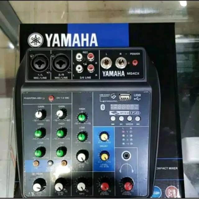 Mixer Yamaha MG 4 CX